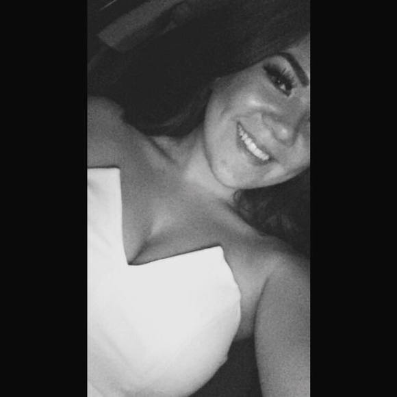 Meet your Posher, Cortney