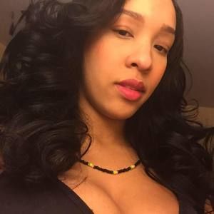 Meet your Posher, Lola