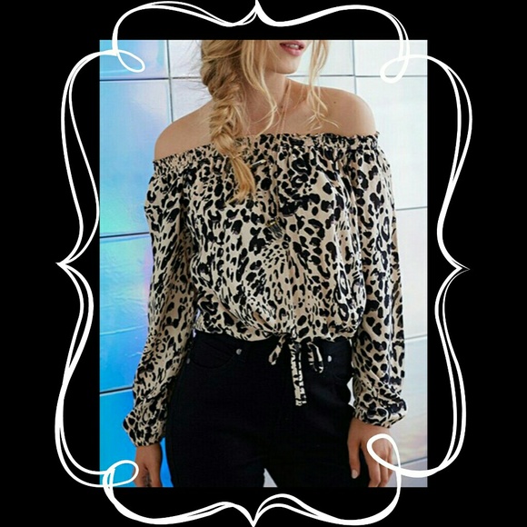 🚨SALE  Sexy off shoulder Leopard print Blouse - Picture 2 of 2
