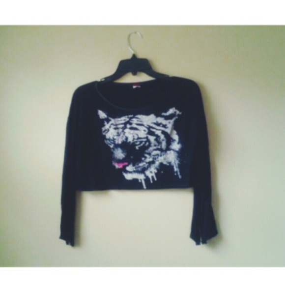 Tiger crop top