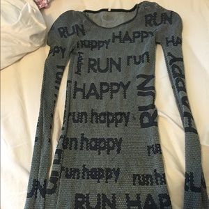 Run Happy MESH long sleeve NEVER WORN