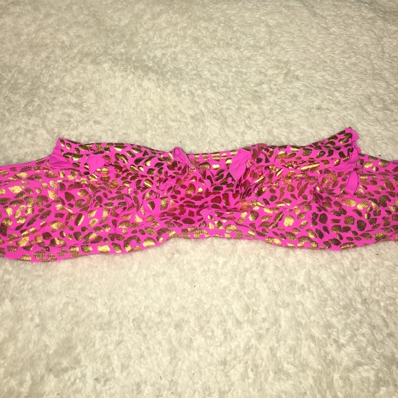 strapless bikini top