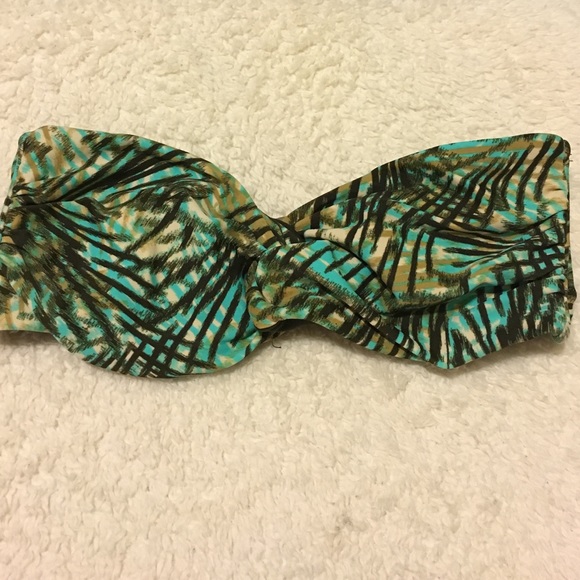 strapless bikini top