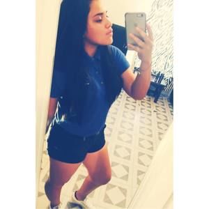 Meet your Posher, Gabriela