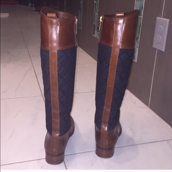 SOLD to @tayrogers92 ☺️ TORY BURCH boots - Picture 2 of 4