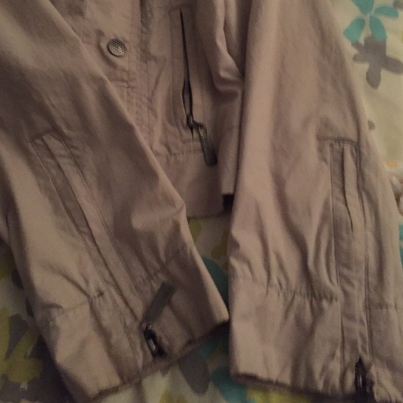 Light tan fall jacket - Picture 3 of 3