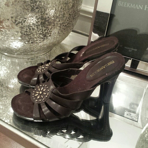 Enzo Angiolini brown slip on heels