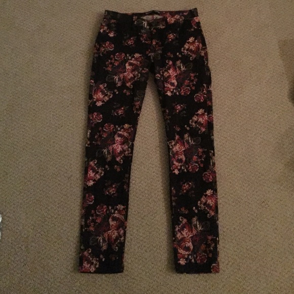 Size 27 urban pants