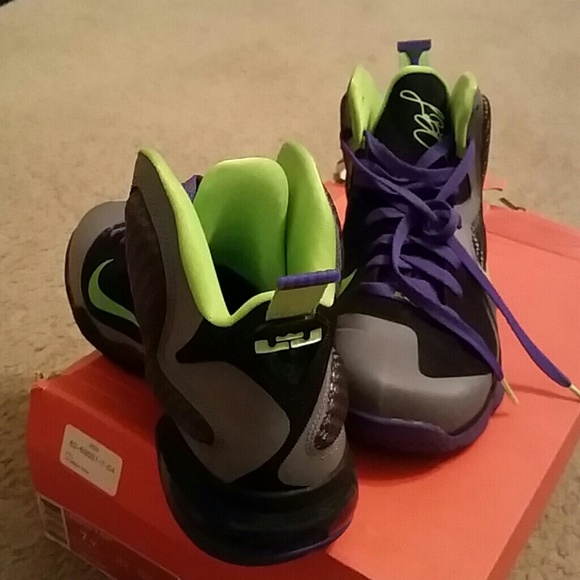 Lebron 7y - Picture 4 of 4