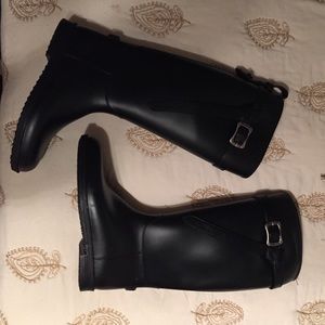 Dirty Laundry Rain Boots