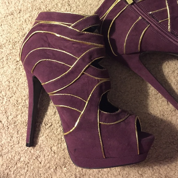 Colin Stuart booties - Picture 2 of 4