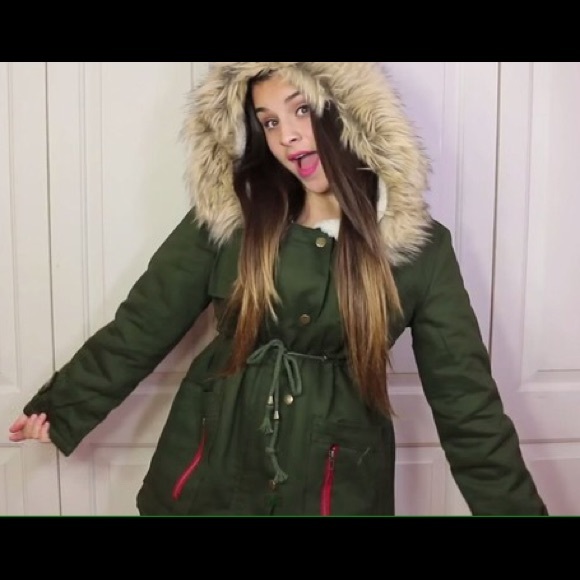 SOLD Khaki Green Parka Jacket SOLD - Picture 2 of 4