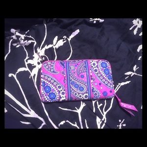 Vera Bradley Boysenberry wallet