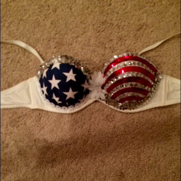 Rave bra with matching high waisted spandex