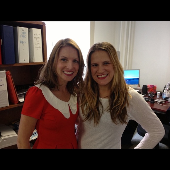 Hi! We are Dee and Glo and we LOVE clothes! - Picture 4 of 4