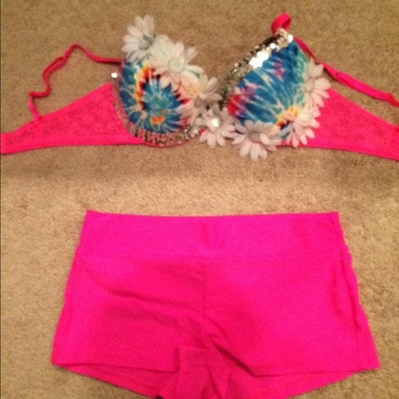 Rave bra (spandex not included)