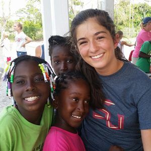 Meet your Posher, Abbie