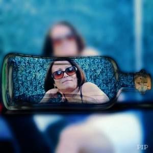 Meet your Posher, Julia