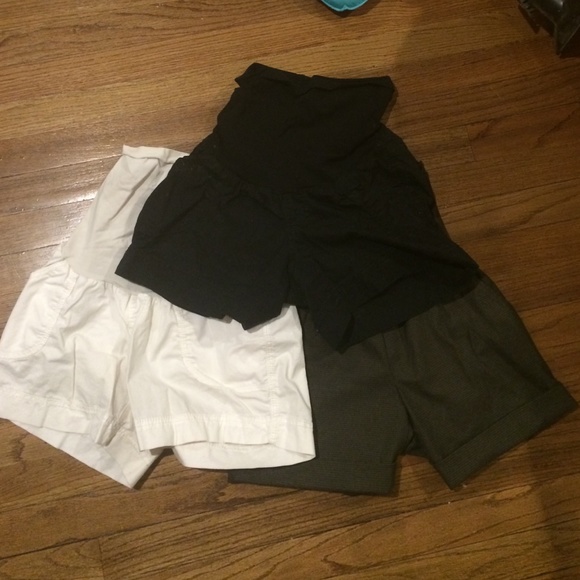 Motherhood Maternity Shorts Lot
