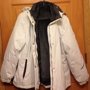White below zero winter coat. Brand New!!!