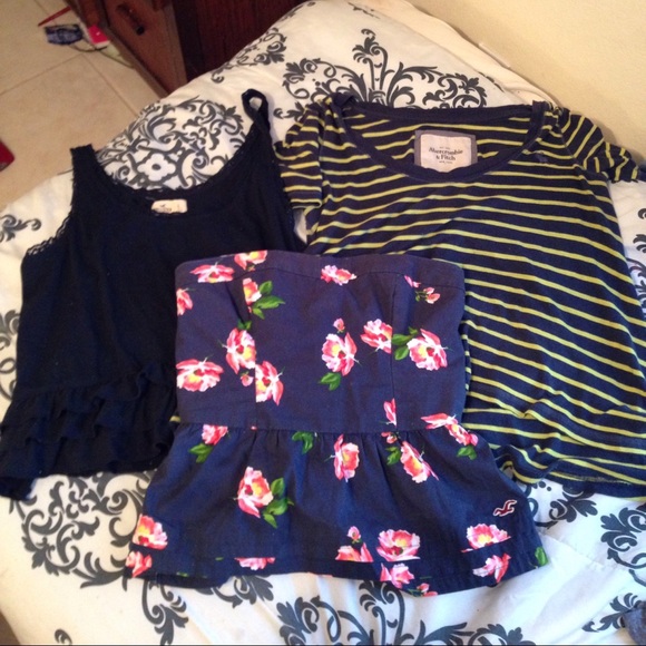 3 Hollister shirts