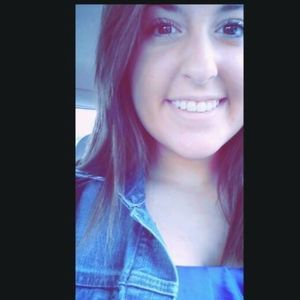 Meet your Posher, Nora