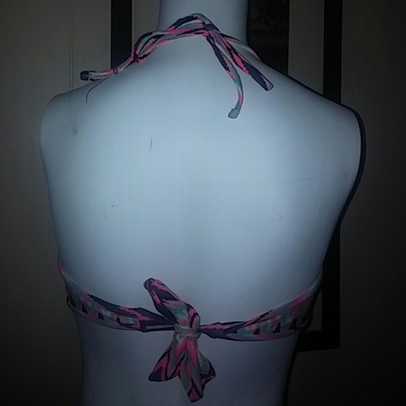 Xhilaration Swimming Top - Picture 2 of 4