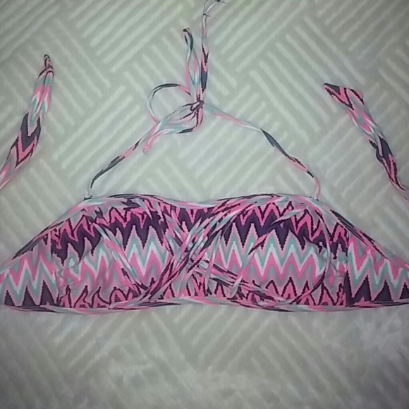 Xhilaration Swimming Top - Picture 3 of 4