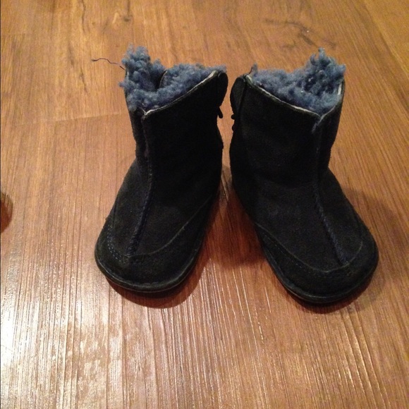 Infant uggs 100% Authentic