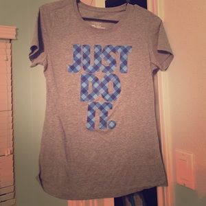 Nike tshirt