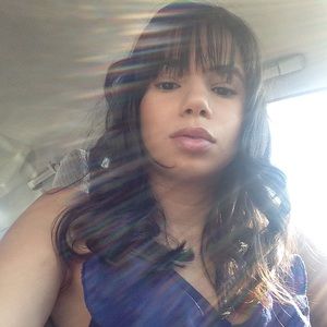 Meet your Posher, Yanilka