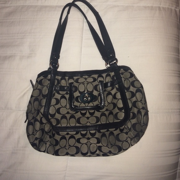 Coach Purse! Great used condition!!