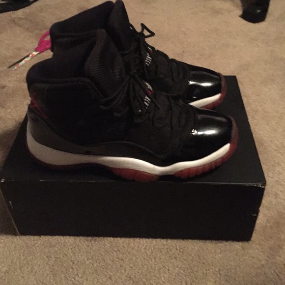 ‼️SOLD‼️ Jordan 11 Bred - Picture 4 of 4