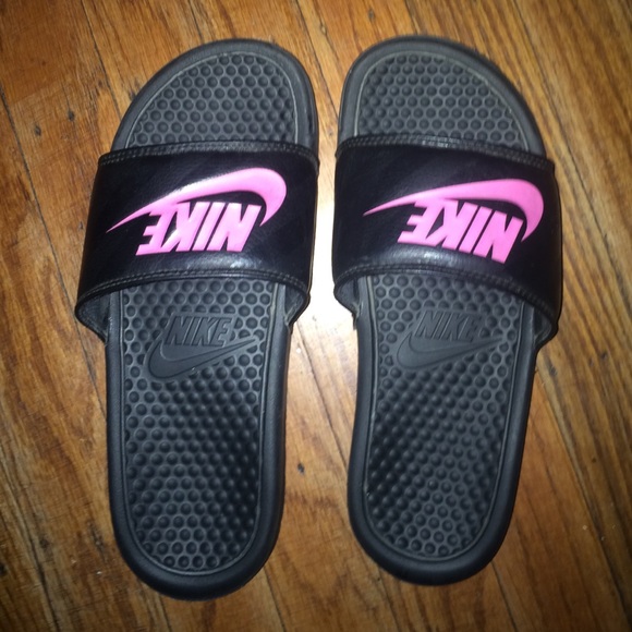 Nike slides