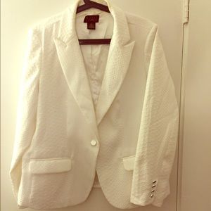 🚫‼️Reserved🚫‼️Snakeskin blazer with silver