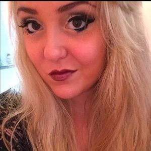 Meet your Posher, Alexi