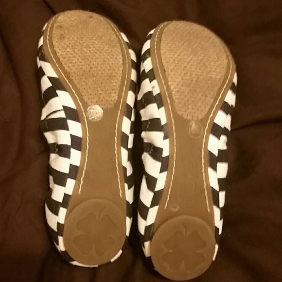 Lucky Brand flats - Picture 2 of 2