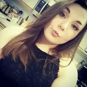 Meet your Posher, Jade