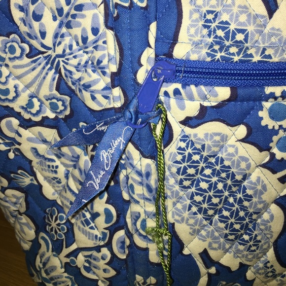 Vera Bradley Bag - Picture 2 of 4
