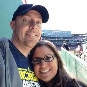 Meet your Posher, Chrissi