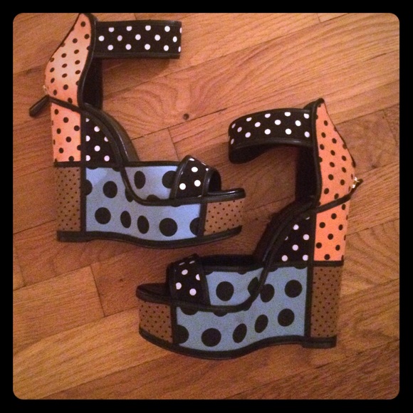 Platform wedges