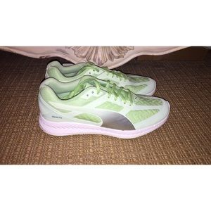 NWT Puma Ignite PWR Cool Women's Sneakers