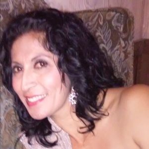 Meet your Posher, Lily