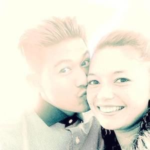 Meet your Posher, Stain