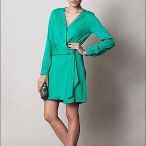 Diane von Furstenberg -Teal Silk Faux Wrap DVF 🎉