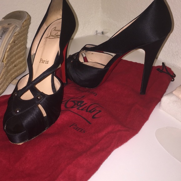 Christian louboutin heels - Picture 3 of 3