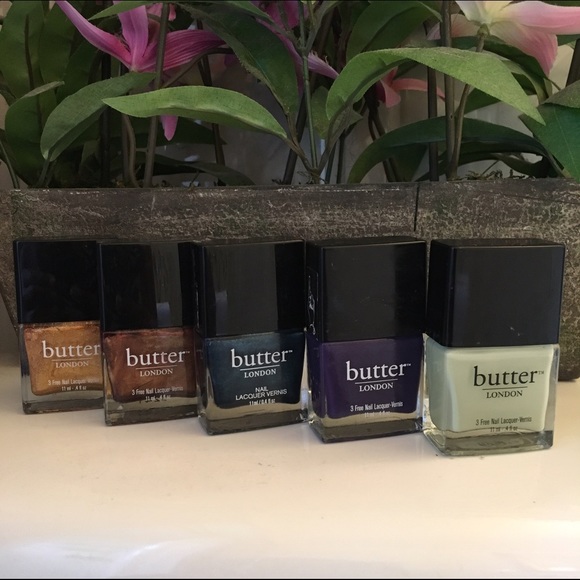 Nail polish set