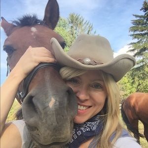 Meet your Posher, Ann