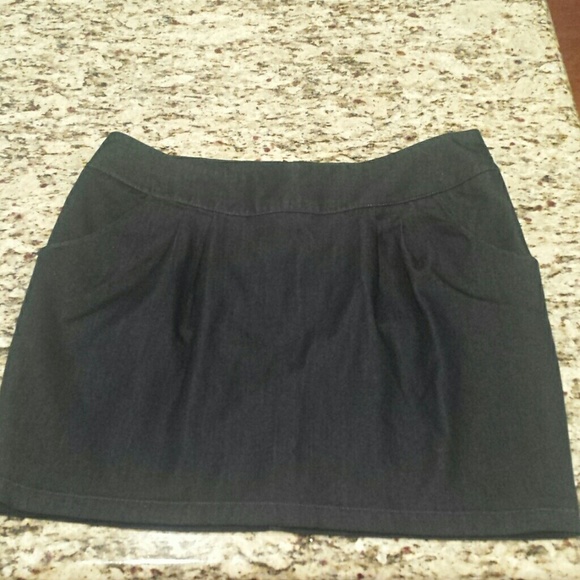 Dark denim skirt!