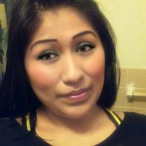 Meet your Posher, Gabriela